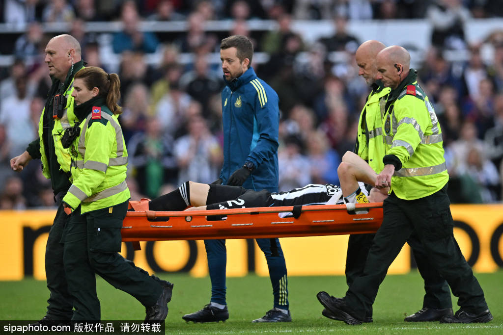 还是推进到, 球队的前场, 的最佳位置